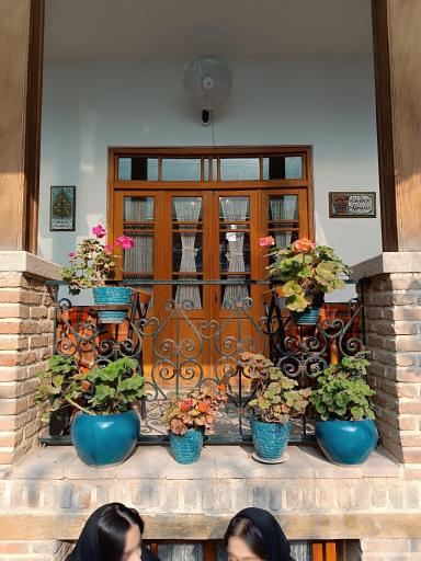 عکس کافه رستوران خانه ایرانی یاهیل(زعیم)