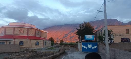 عکس مدرسه ابتدایی باغچه بان