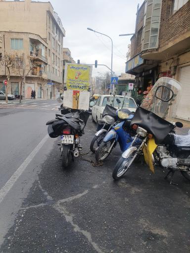 عکس تعمیر گاه موتور سیکلت علی ۱۱۰