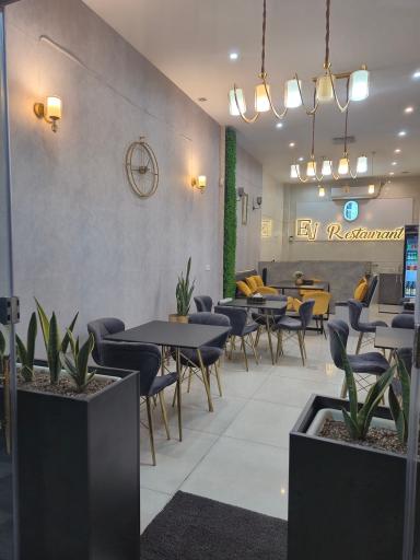 عکس کافه رستوران ایرانی و فرنگی Ev