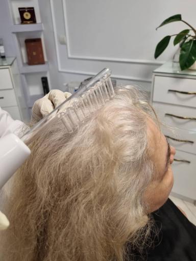 سالن زیبایی اسکالپ زرنگار