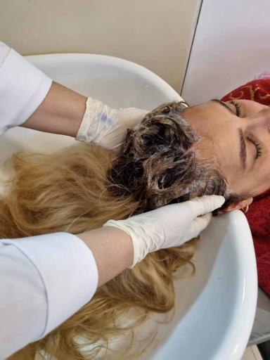 سالن زیبایی اسکالپ زرنگار