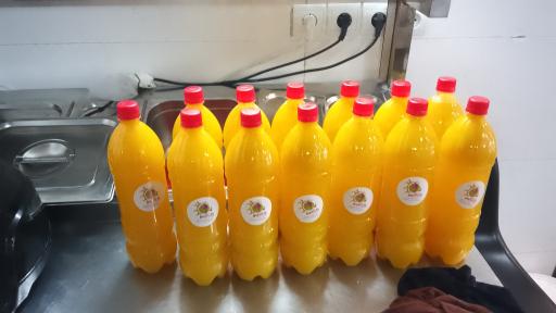 عکس بستنی و آبمیوه کشاورز