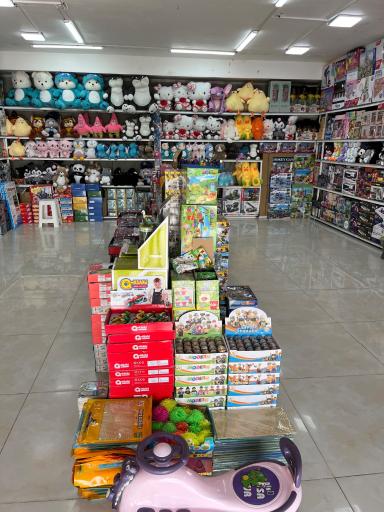 عکس پخش اسباب بازی امید