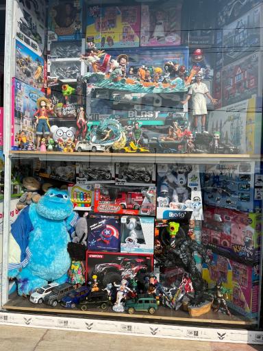 عکس پخش اسباب بازی امید