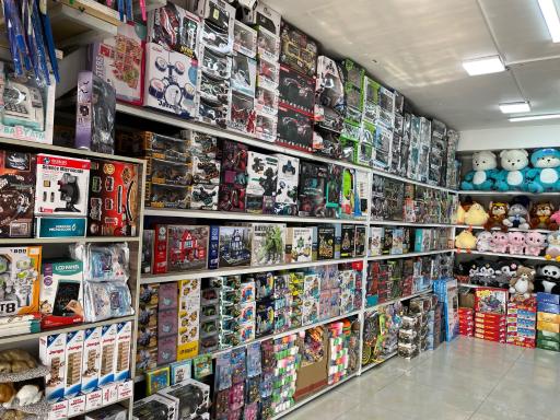 عکس پخش اسباب بازی امید