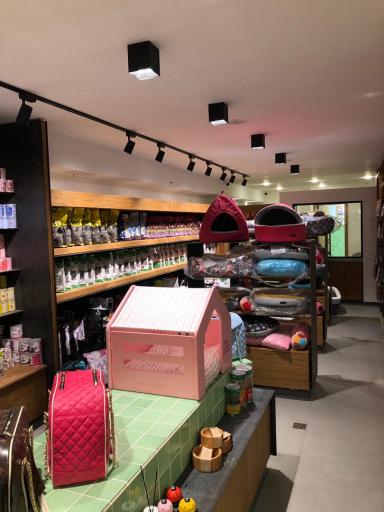 عکس کلینیک دامپزشکی و پت شاپ پارس