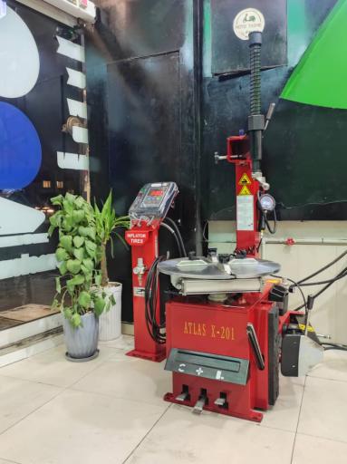 عکس تعمیرگاه موتور سیکلت موتور زد 