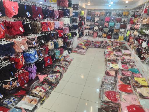 عکس پخش لباس زیر 90