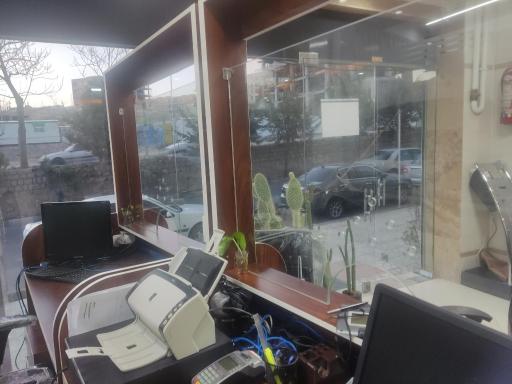 عکس دفتر خدمات قضایی امینی