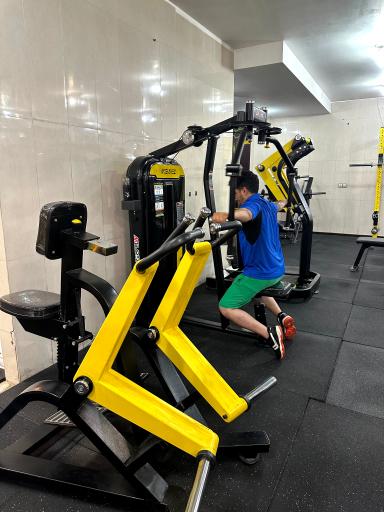 عکس باشگاه بدنسازی و آمادگی جسمانی فیت باکس رضا