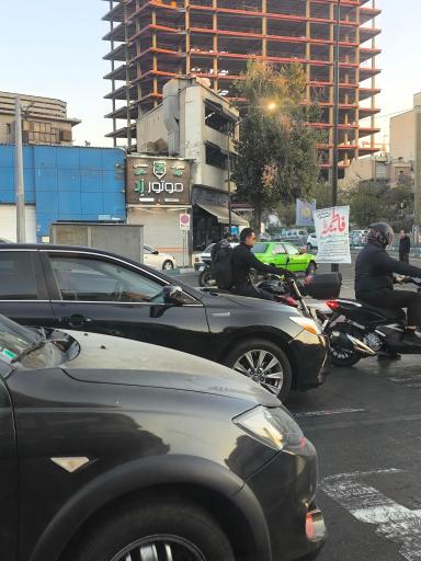 تعمیرگاه موتور سیکلت موتور زد 