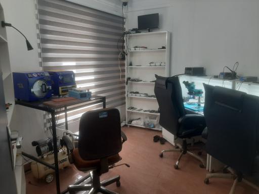 عکس مرکز تخصصی تعمیرات موبایل اسکرین شات 