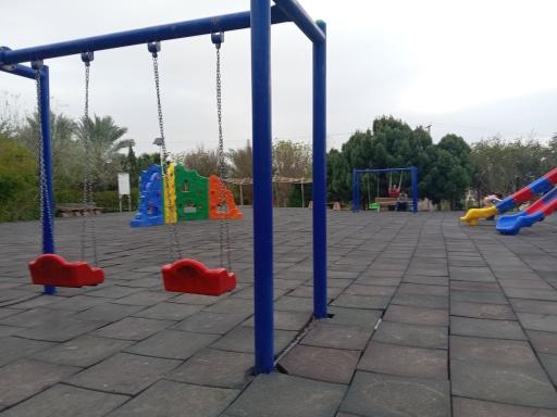 عکس زمین بازی کودکان