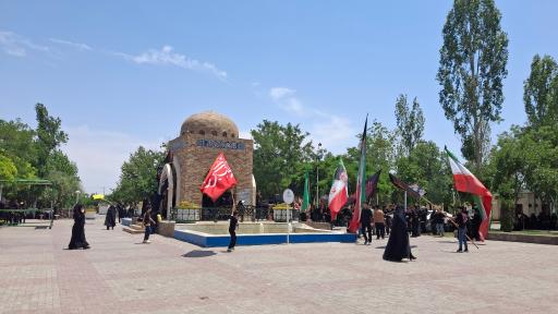 عکس بوستان نیلوفر آبی