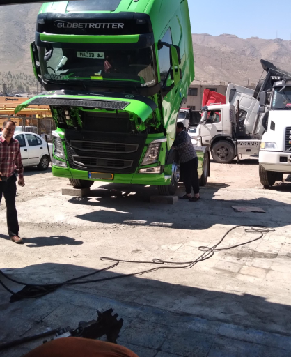 عکس تعمیرگاه تخصصی ولوو احمد