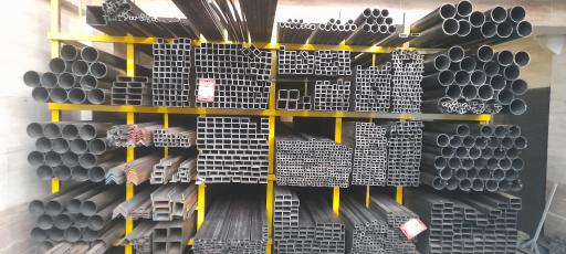 عکس آهن فروشی بان پرور