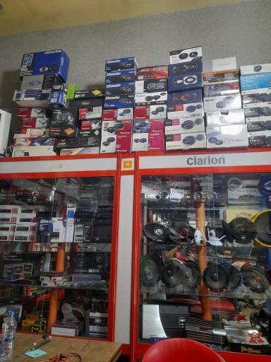 عکس فروشگاه آلپاین