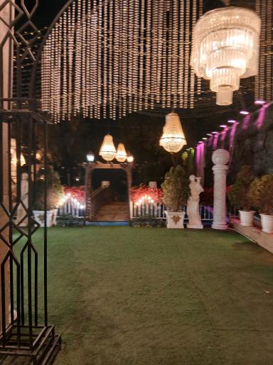 عکس باغ تالار ملودی