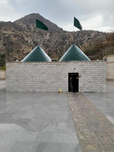 عکس زیارتگاه سلطان اسحاق