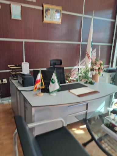 عکس پست بانک