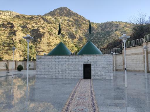 عکس زیارتگاه سلطان اسحاق