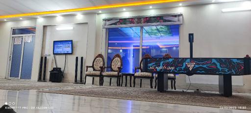 عکس عمارت یزدان