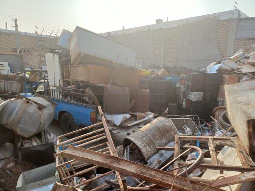 عکس انبار ضایعات سجاد