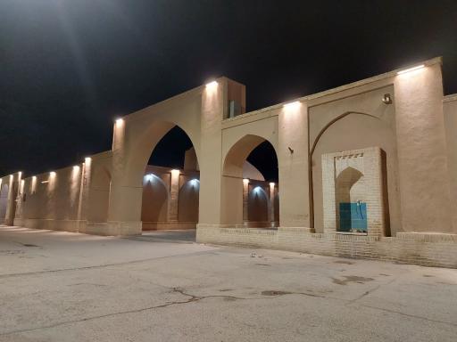 عکس بازارچه تاریخی بفروئیه