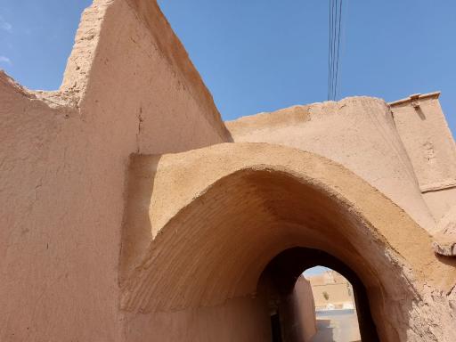 عکس بازارچه تاریخی بفروئیه