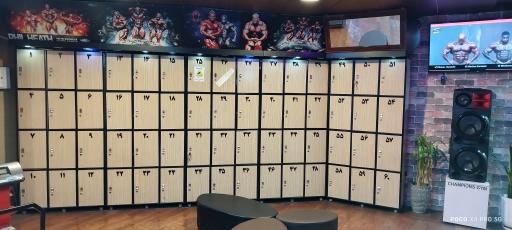 عکس باشگاه بدنسازی قهرمانان افسریه