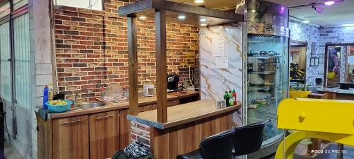 عکس باشگاه بدنسازی قهرمانان افسریه