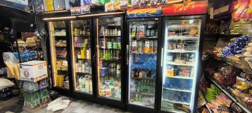 عکس سوپر مارکت محک