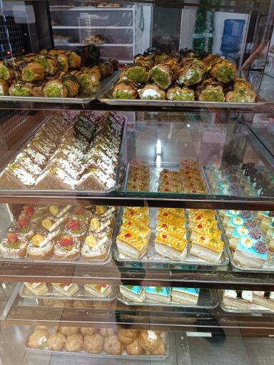 عکس شیرینی گل نرگس