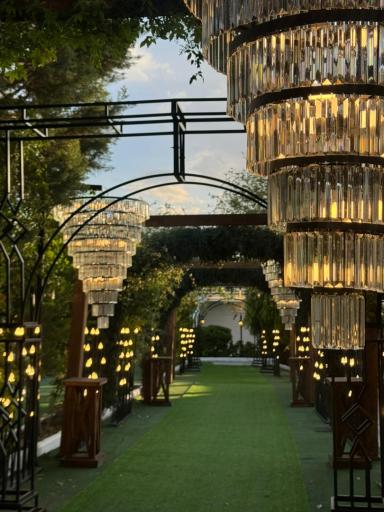 عکس عمارت فانوس