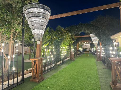 عکس عمارت فانوس