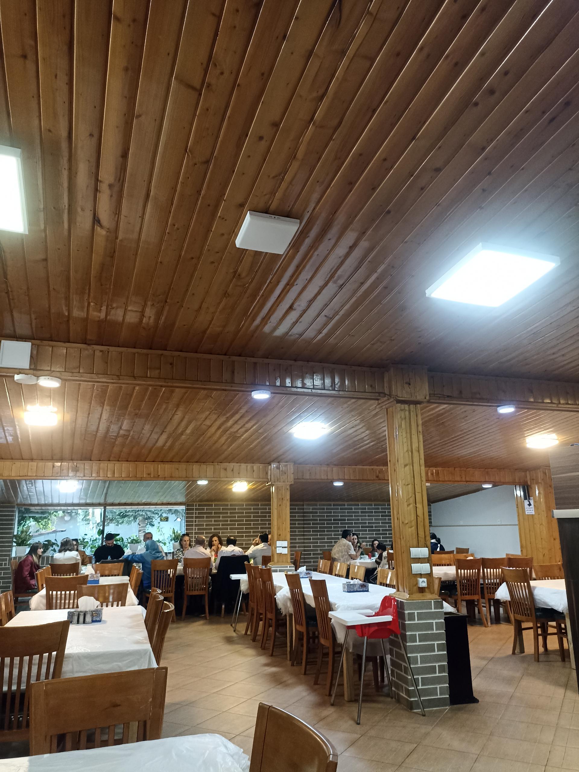 عکس رستوران آرش