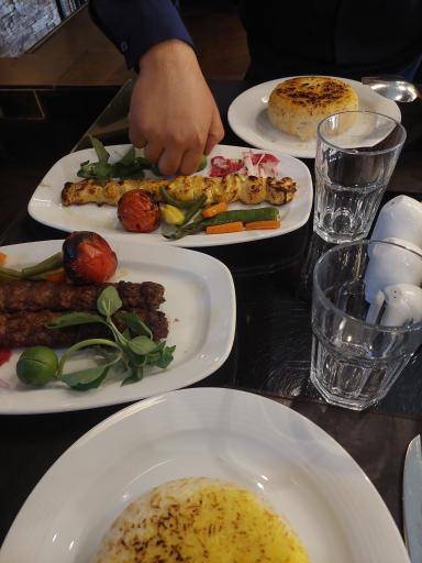 عکس رستوران رازقی