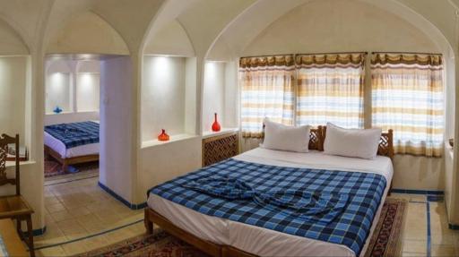 عکس اقامتگاه سنتی مهینستان راهب کاشان