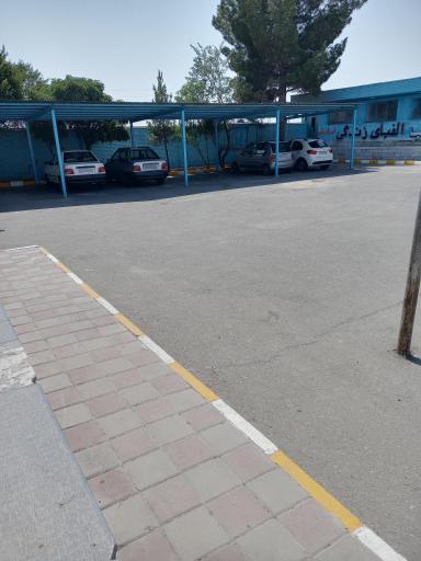 عکس دبیرستان پسرانه ی شهدای مهردشت 