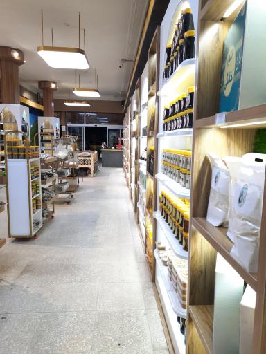 عکس فروشگاه مرکزی رایحه سیب