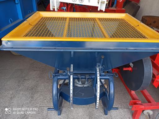 عکس ادوات کشاورزی حاج محمد شکری