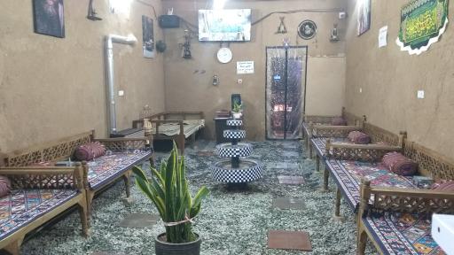 عکس سفره خانه سنتی شب زدگان