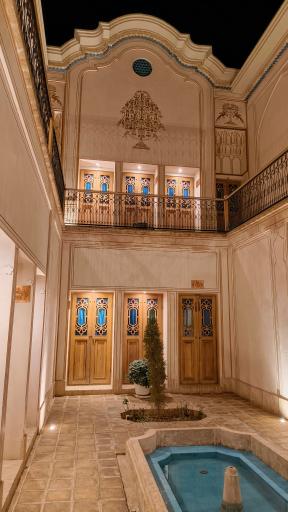 اقامتگاه سنتی مهینستان راهب کاشان