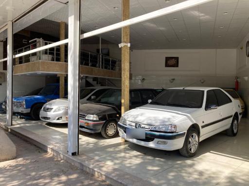 عکس نمایشگاه اتومبیل معاذاللهی