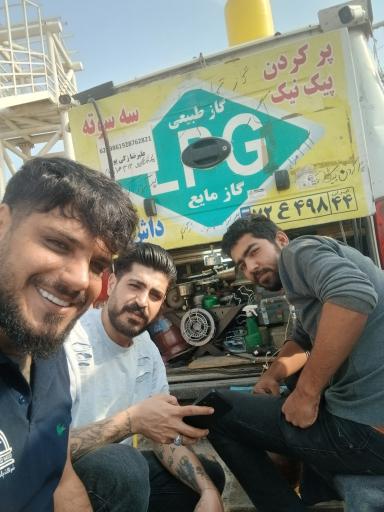 عکس مکانیکی محسن روزبهانی