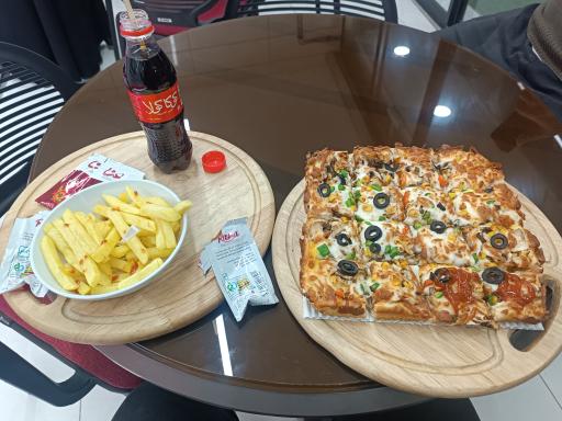 عکس پیتزا پاشا برگر