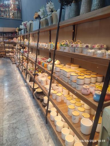 عکس بازرگانی پیکاک