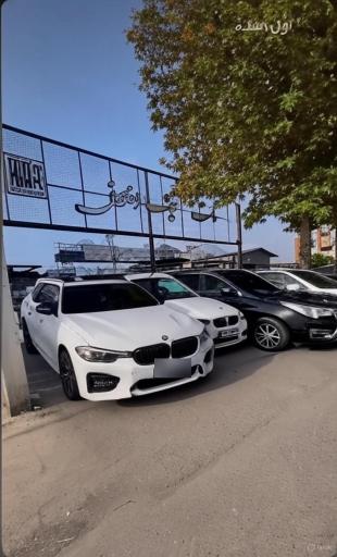 عکس نمایشگاه ماشین نیک اخلاق