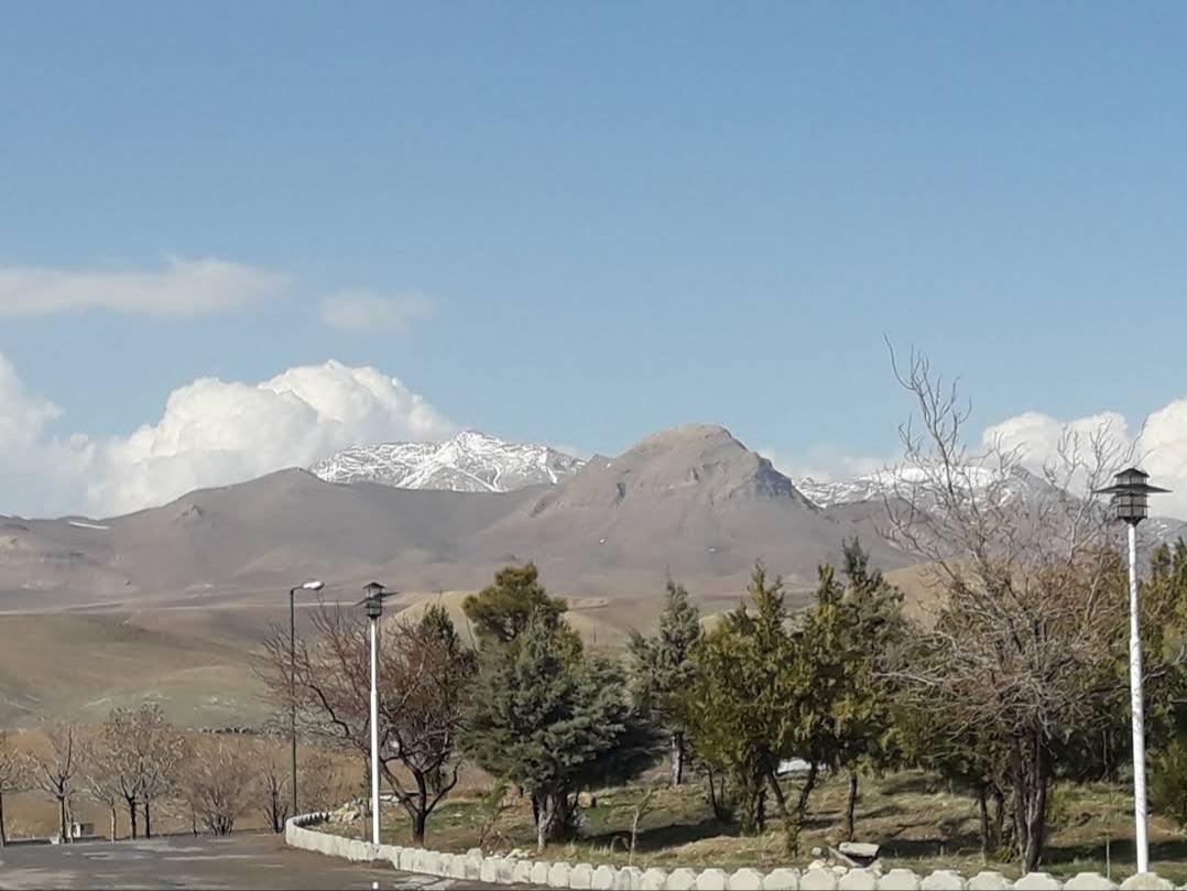 عکس پارک کوهستان بام آشتیان
